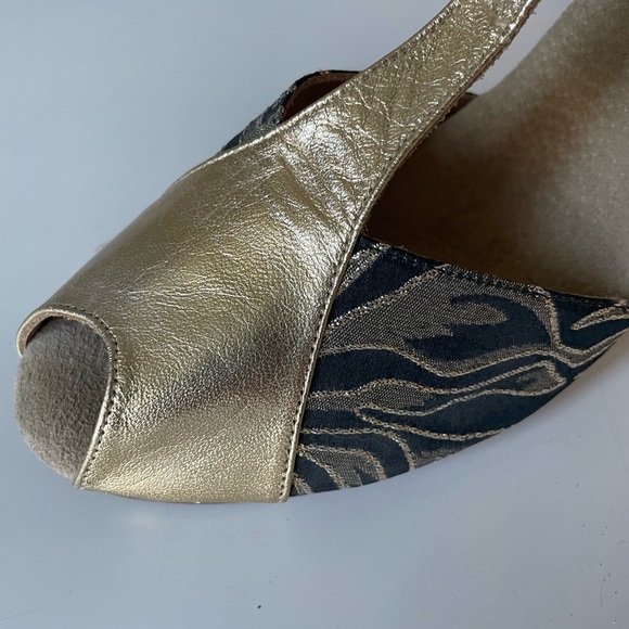 Vintage Inspired Gold and Brocade T-Strap Wedge Shoes - Picture 10 of 11